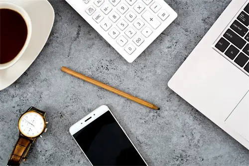 《多余人》解读